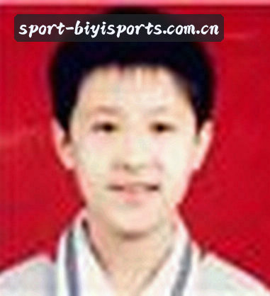 李强